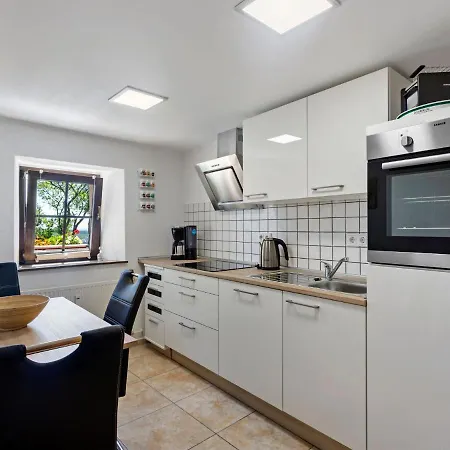 Vakantiehuis Amazing Holiday In With Garden