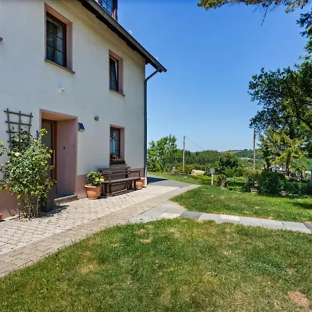 Amazing Holiday In With Garden * Plütscheid